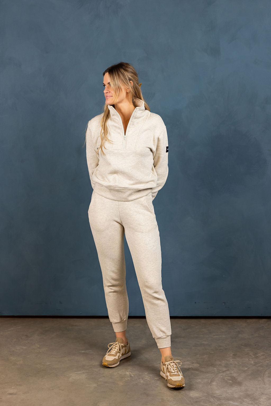 The Cropped Quarterzip in Fleece